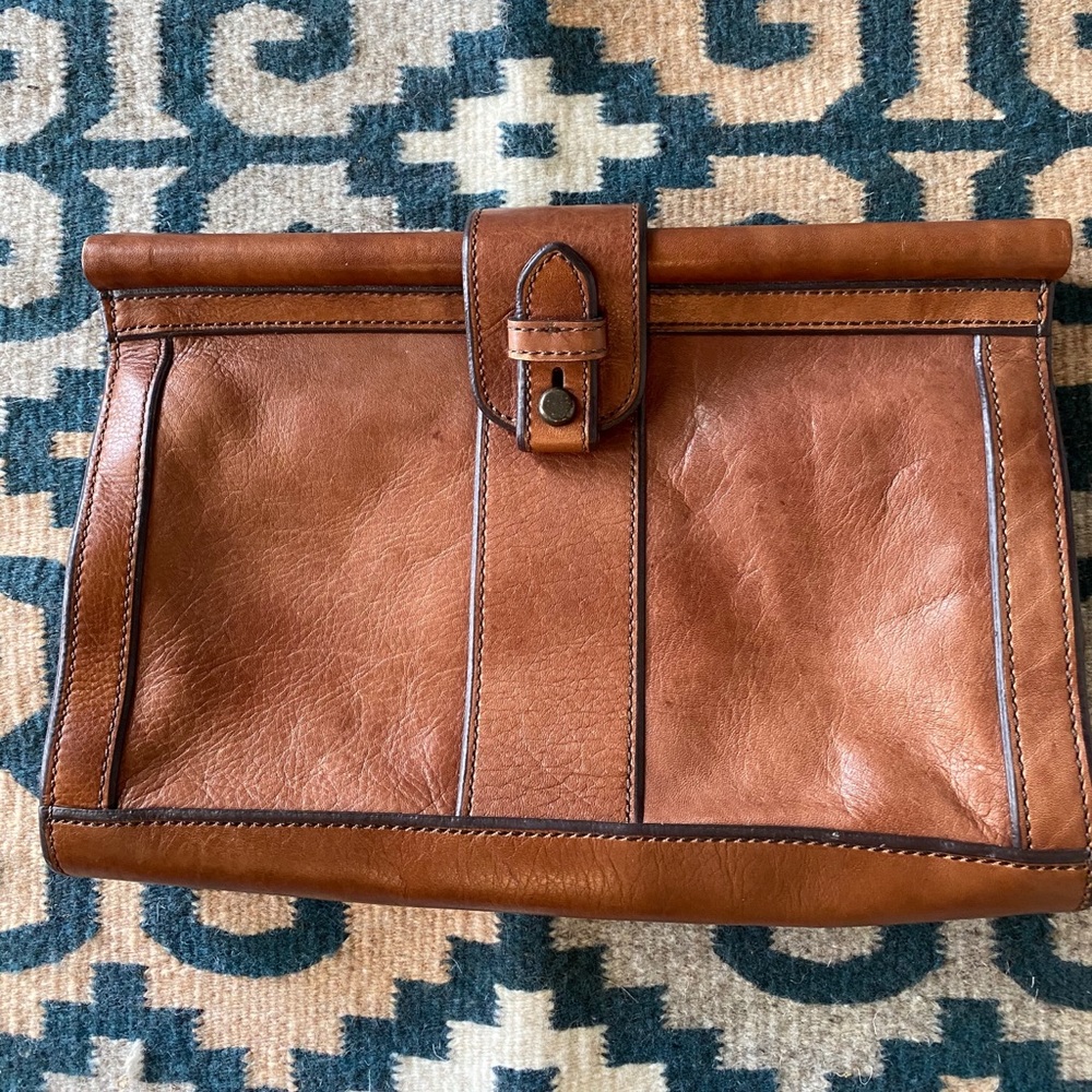 SOLD!! Fossil Reissue Leather Clutch- Rare